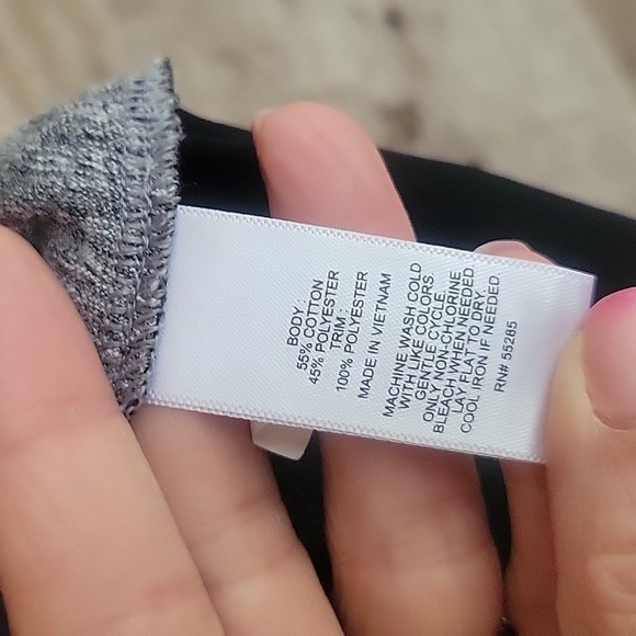 Express Gray Tee with Black Chiffon Like Hem Size XSmall - Picture 3 of 5